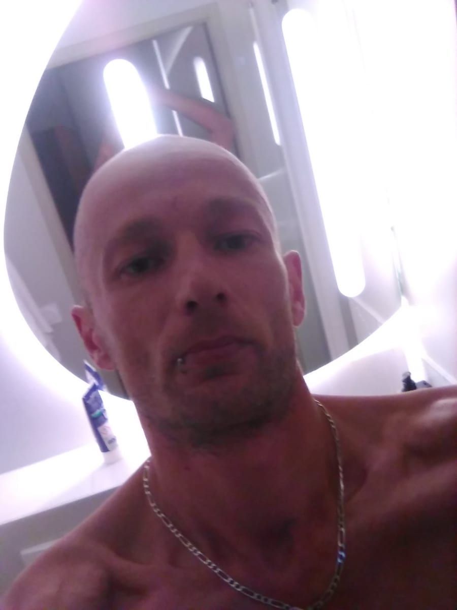 Perfil de Anton